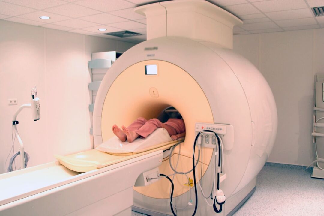 MRI don manufar ganewar asali idan akwai zargin osteochondrosis na lumbar kashin baya