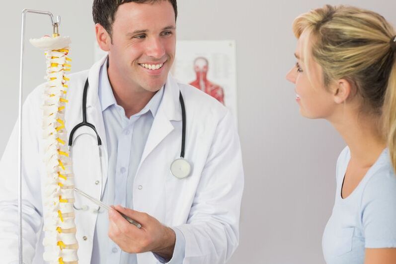 Idan kana da ciwon baya, tuntuɓi likita